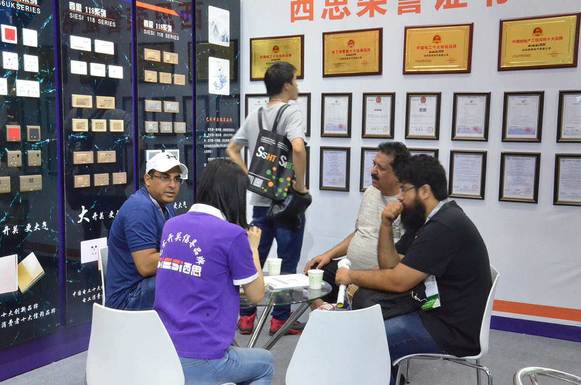 亚洲必赢开关2019年广州国际修建电气展-公司新闻-亚洲必赢照明官网