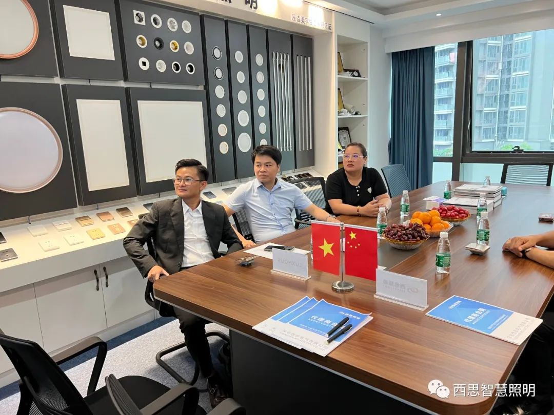 热烈祝贺越南LUXHOUSE贵宾杨总，，，，，乐成签约成为亚洲必赢照明越南区域总署理！-公司新闻-亚洲必赢照明官网